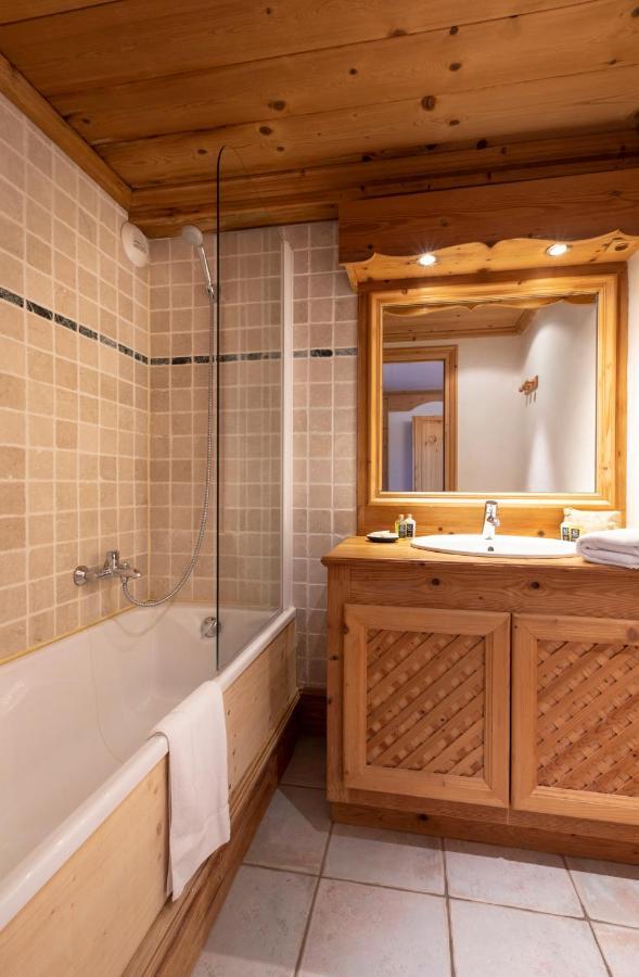 Terresens - Les Cascades Hotel คูร์เชอแวล ภายนอก รูปภาพ